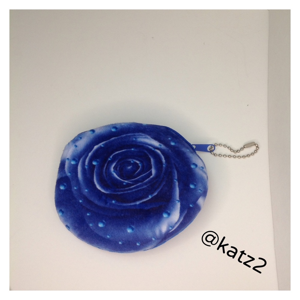 Zippered Coin Purse Plush 3-D Rose Photo NWOT